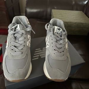 New Balance Sneakers